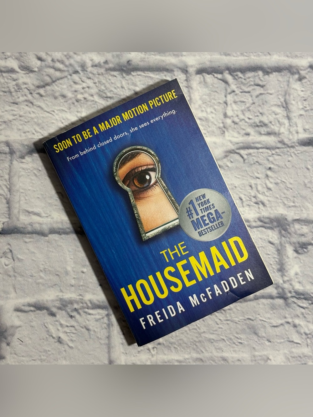 The Housemaid | Frieda McFadden paperback book